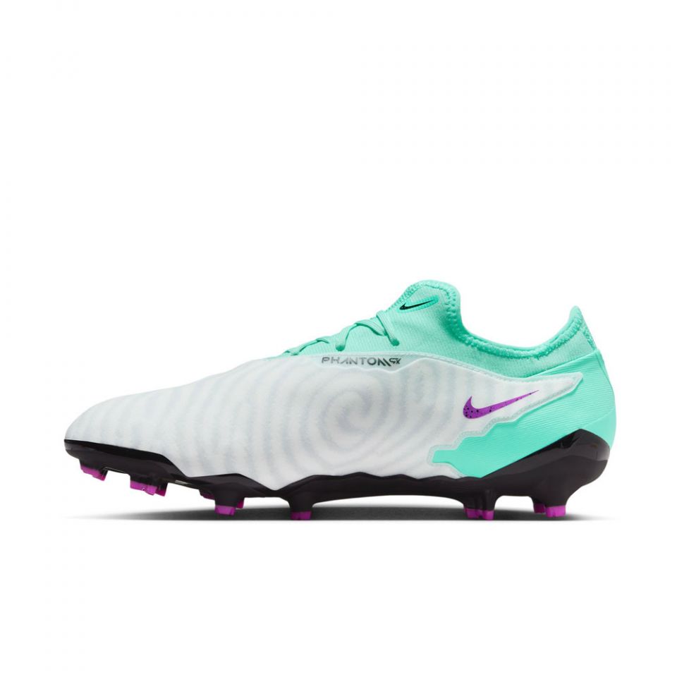 Nike Phantom GX Pro FG Soccer Cleats | Peak Ready Pack