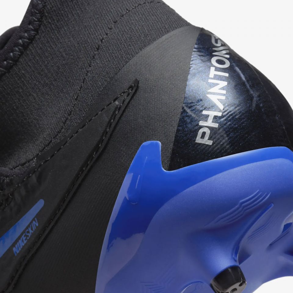 Nike Phantom GX Pro DF FG Soccer Cleats | Black Pack display picture 1