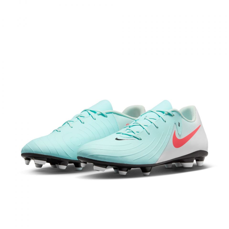 Nike Phantom GX II Club FG/MG Soccer Cleats | Mad Energy Pack