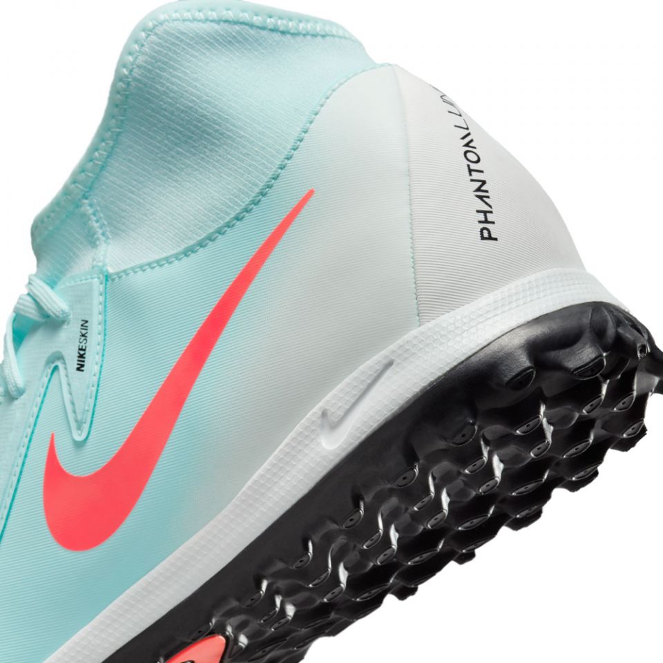 Nike Phantom Luna II Academy TF Soccer Shoes | Mad Energy Pack