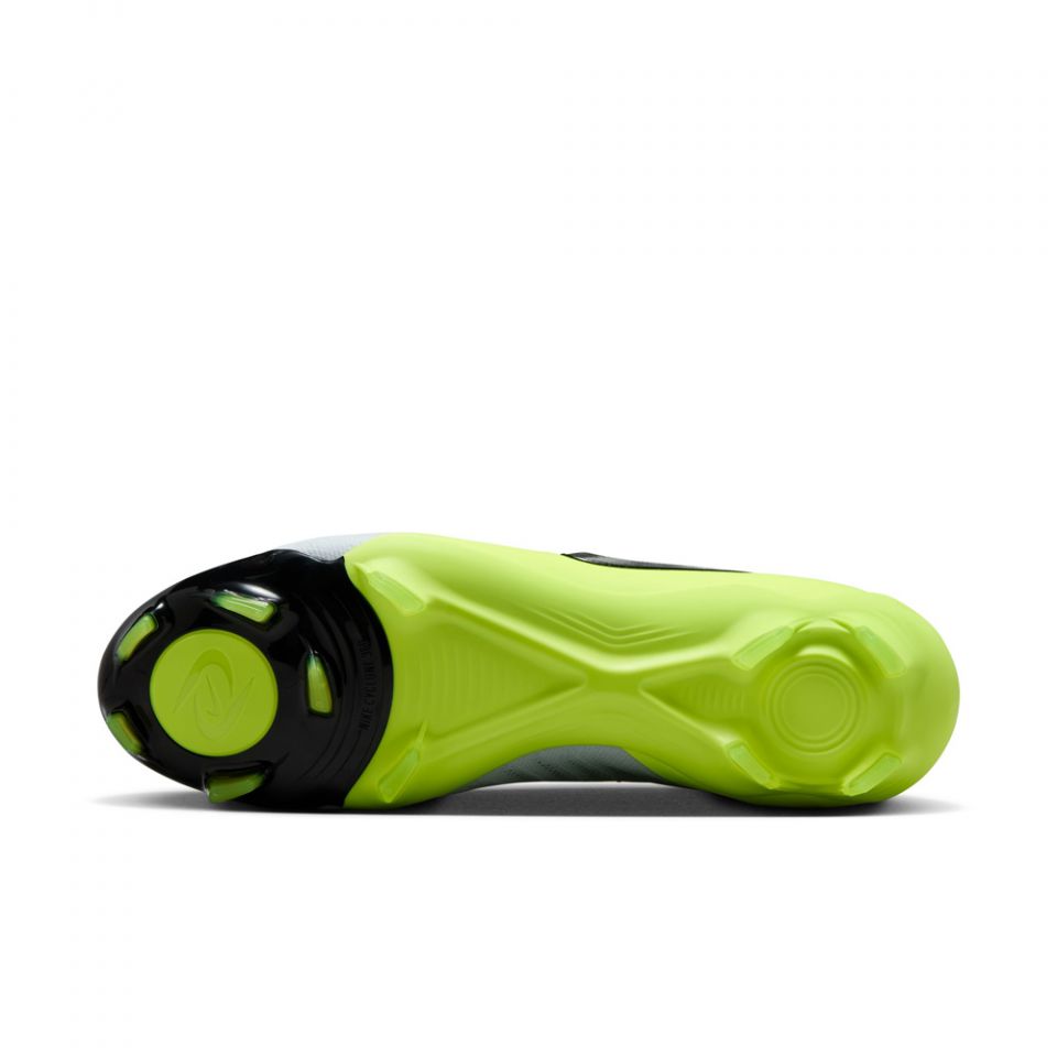 Nike Phantom Luna II Pro FG Soccer Cleats | Mad Voltage Pack display picture 2