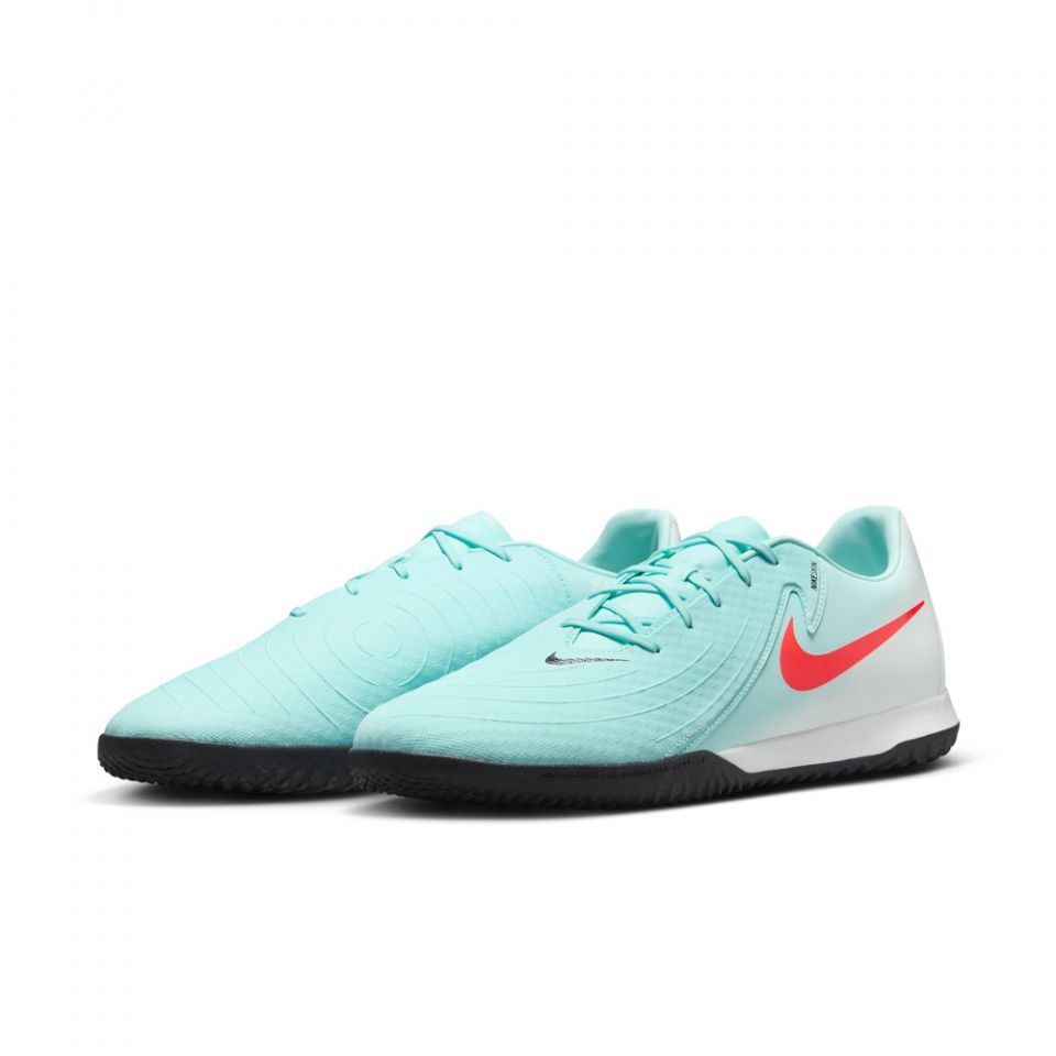 Nike Phantom GX II Academy IC Soccer Shoes | Mad Energy Pack