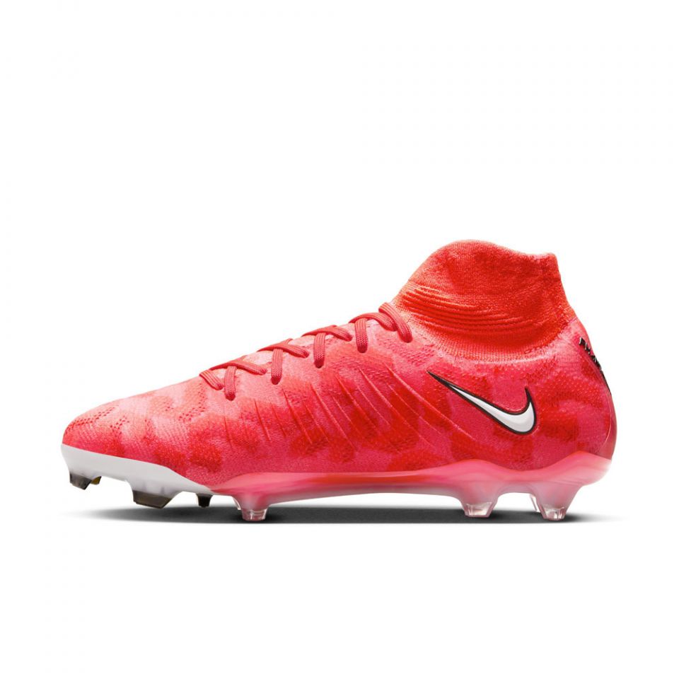 nike cleats soccer red