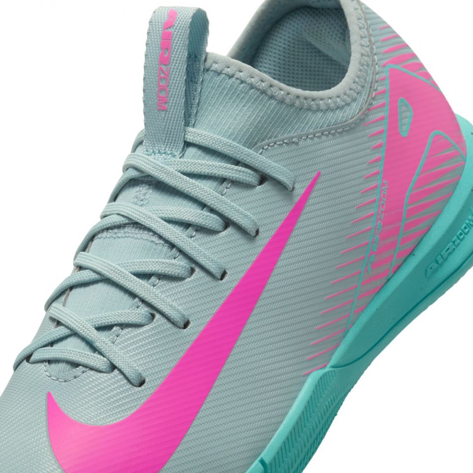 Nike Junior Zoom Mercurial Vapor 16 Academy IC Soccer Shoes