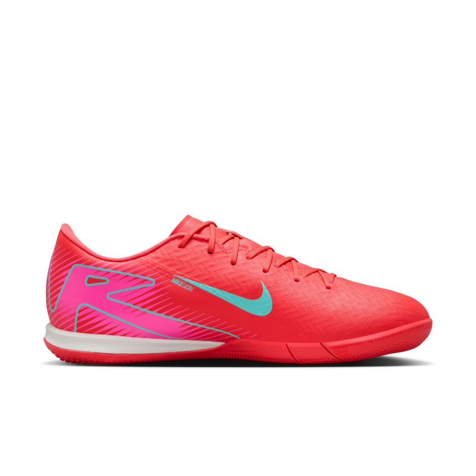 Nike Zoom Mercurial Vapor 16 Academy IC Soccer Shoes | Mad Energy Pack
