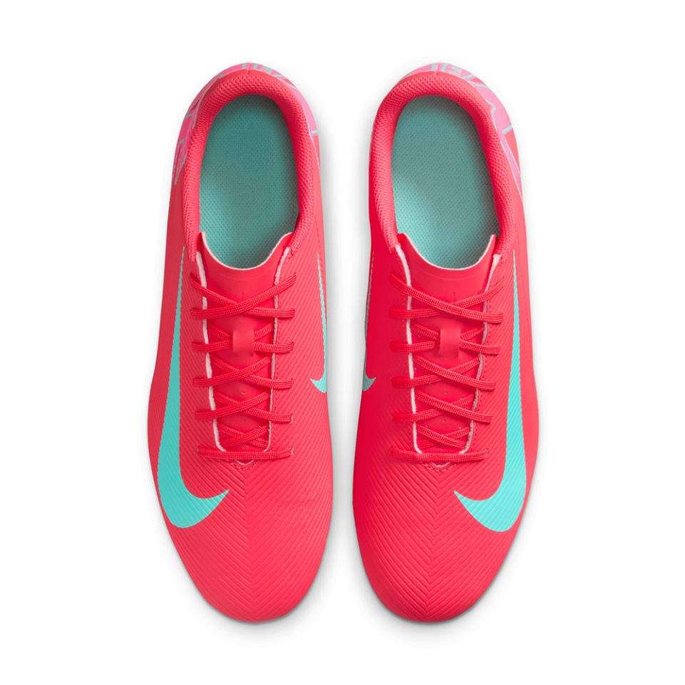 Nike Mercurial 23.5センチ　ラスト出品 Amazon.com | Nike Mercurial Vapor 16 Academy MG Low-Top