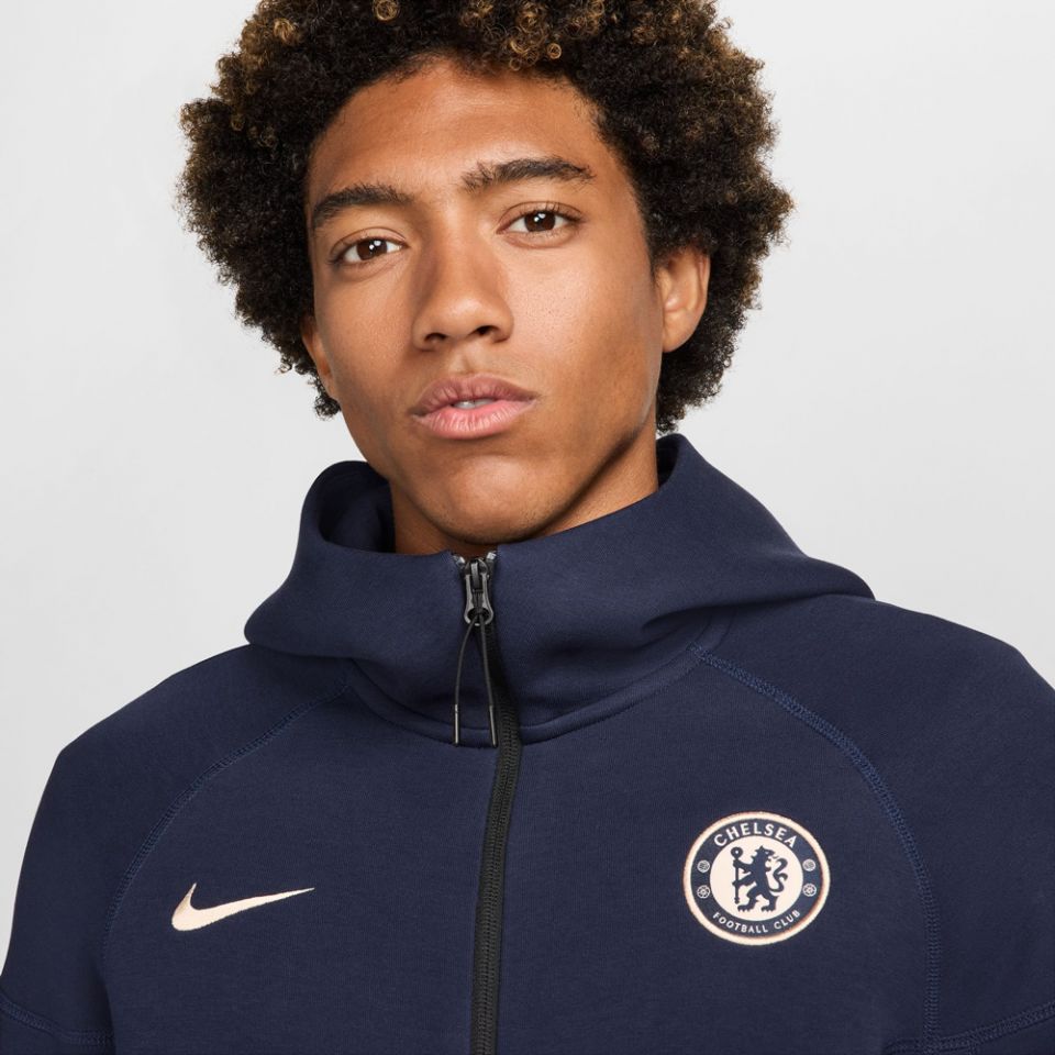 Nike Chelsea FC Men's Tech Fleece Windrunner Hoodie Nike Chelsea FC Men's Tech Fleece Windrunner Hoodie