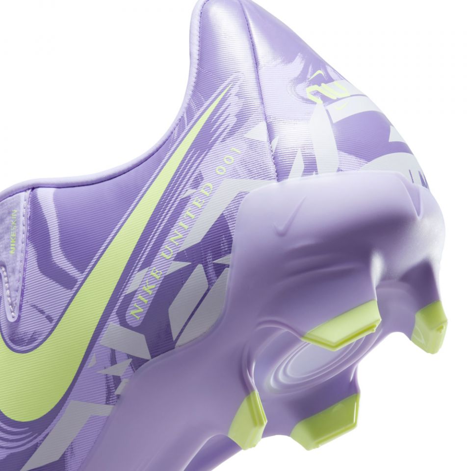 Nike United Phantom GX II Academy FG Soccer Cleats