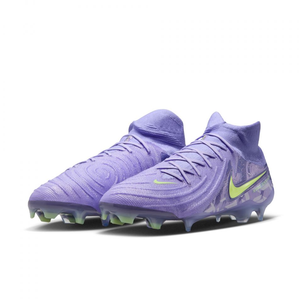 Nike United Phantom Luna II Elite FG Soccer Cleats