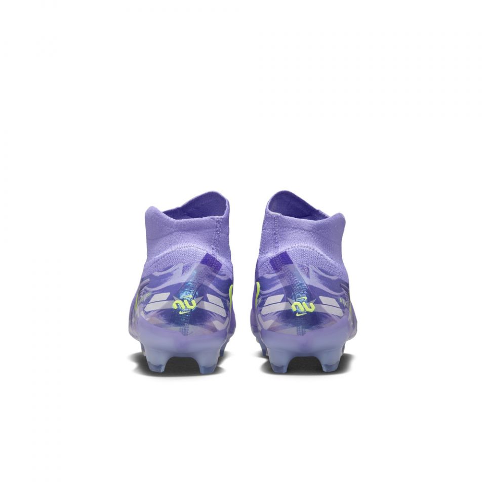 Nike United Phantom Luna II Elite FG Soccer Cleats display picture 2