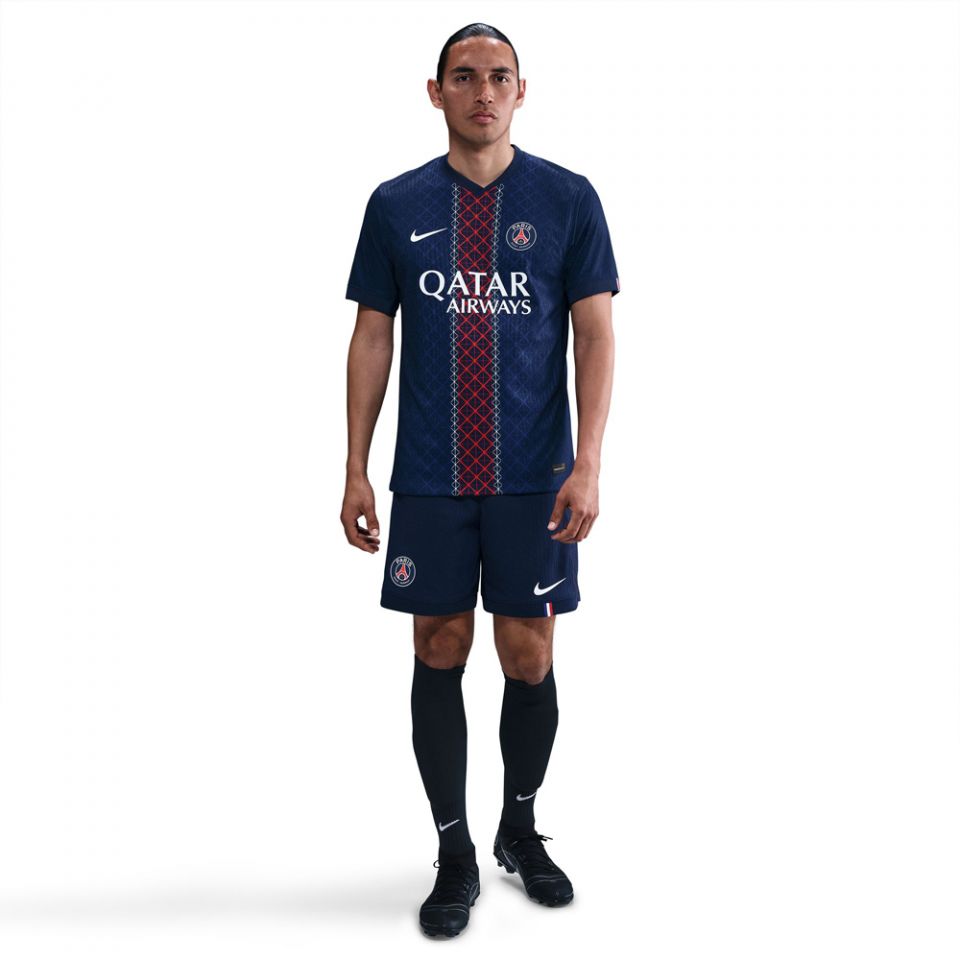 Nike Paris Saint-Germain 2025/26 Men's Match Home Jersey
