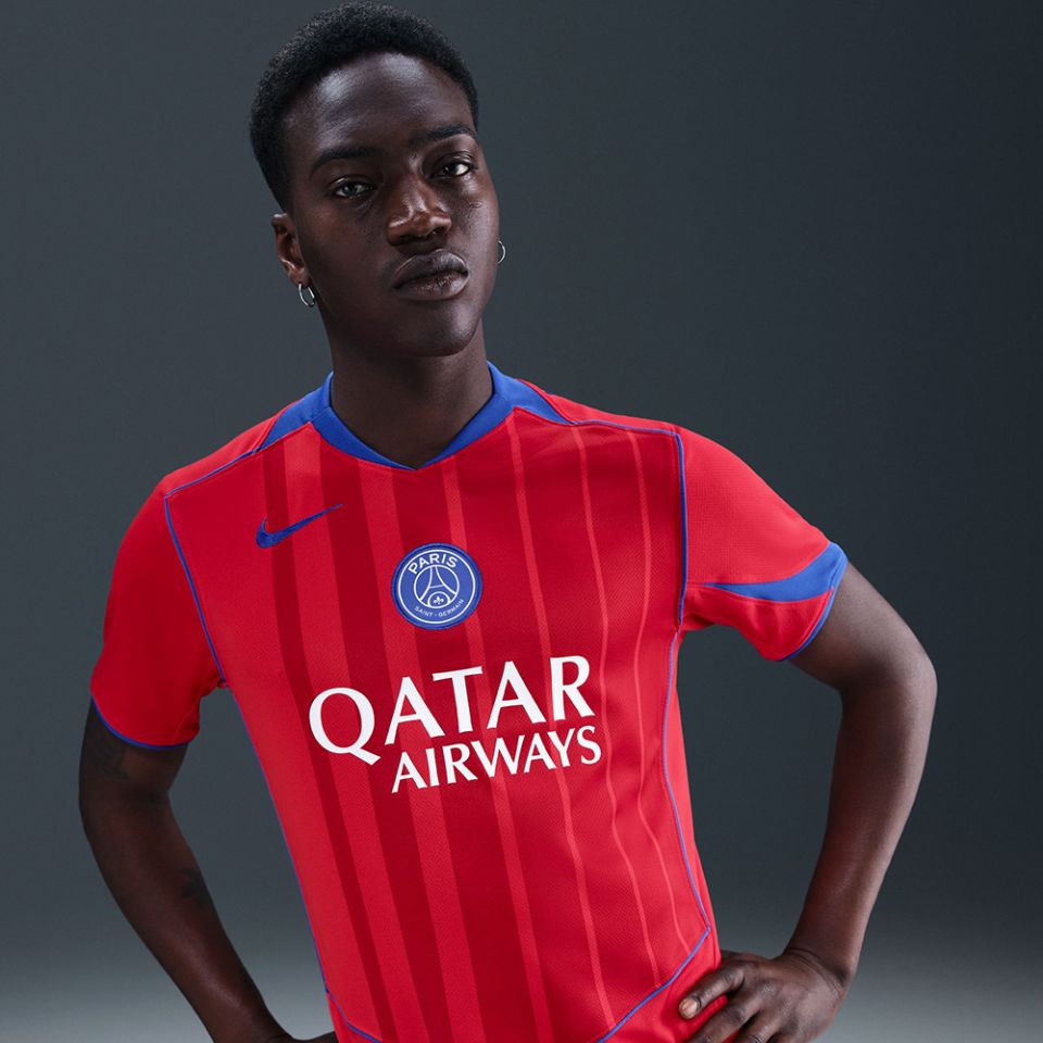 Nike Paris Saint-Germain 2025/26 Men's Stadium Third Jersey