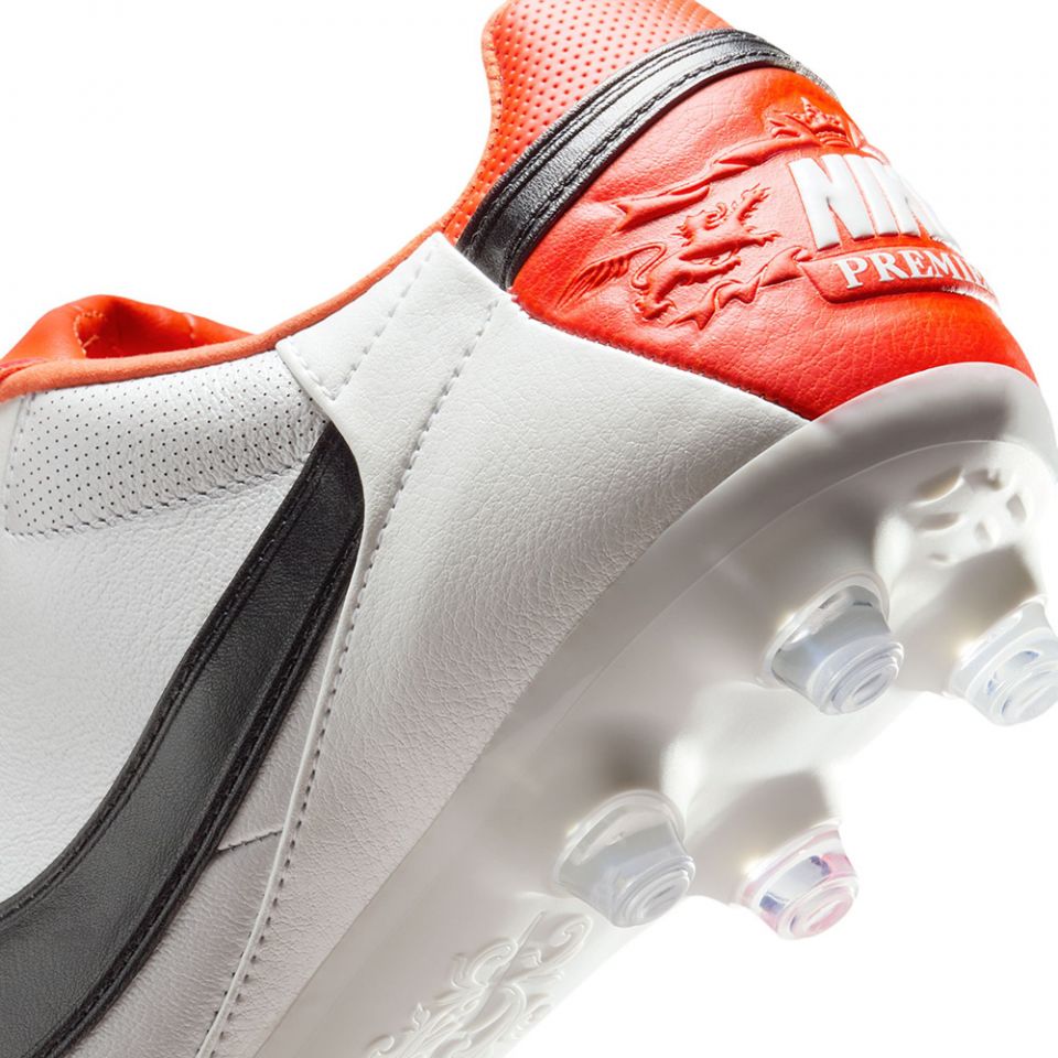 Nike Premier III FG Soccer Cleats display picture 1