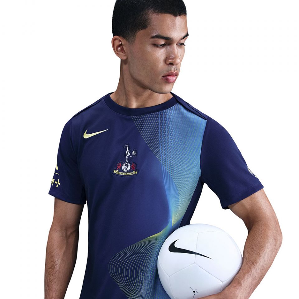 Nike Tottenham Hotspur FC Men's Academy Pro Prematch Top Third