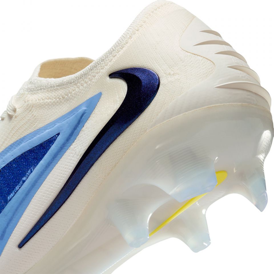 Nike Phantom 6 Low Elite LV8 FG Soccer Cleats | Fear Nothing  display picture 1