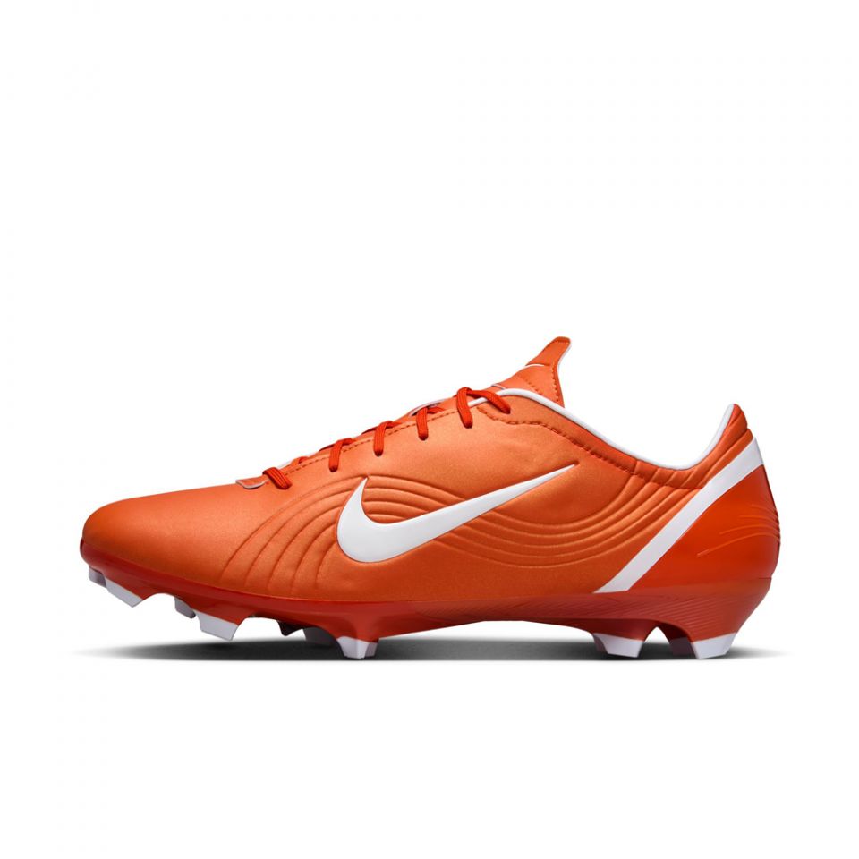 ナイキマーキュリアルヴェイパー　Mercurial Vapor 1 RGN SE Nike Footballを代表するクロムカラーのマーキュリアル