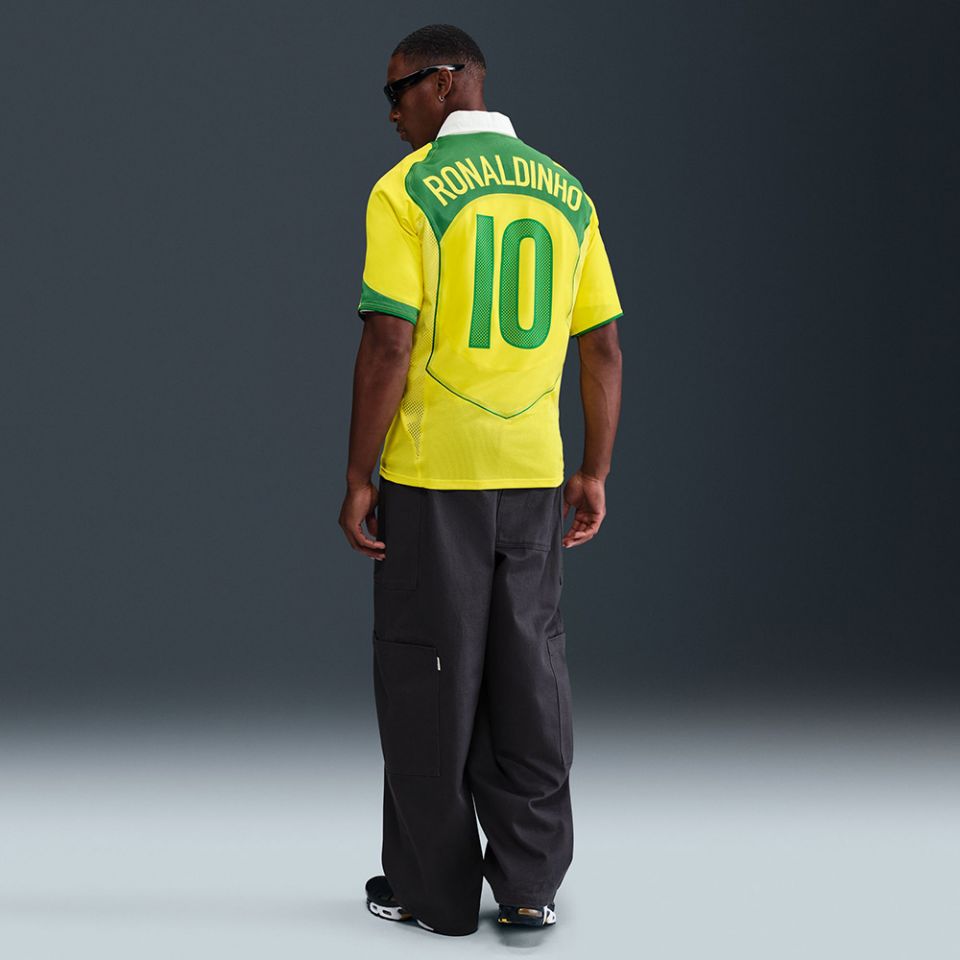 Nike Brazil 2004 T90 Reissue Men's Jersey RONALDINHO 10