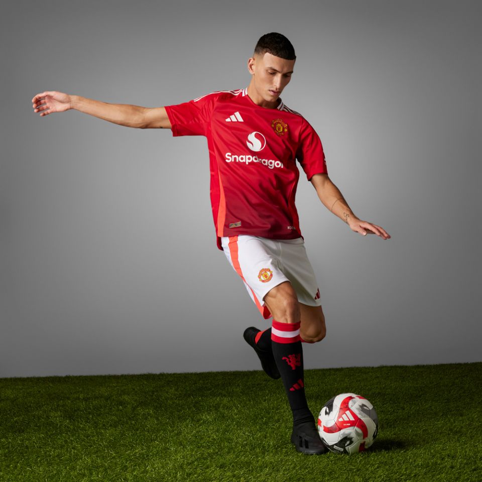 adidas Manchester United 2024/25 Men's Home Authentic Jersey