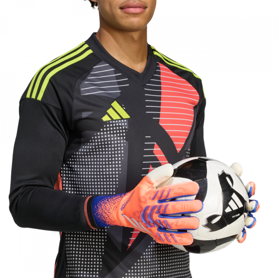 Adidas Predator Pro Goalkeeper Gloves - Thumbnail 3