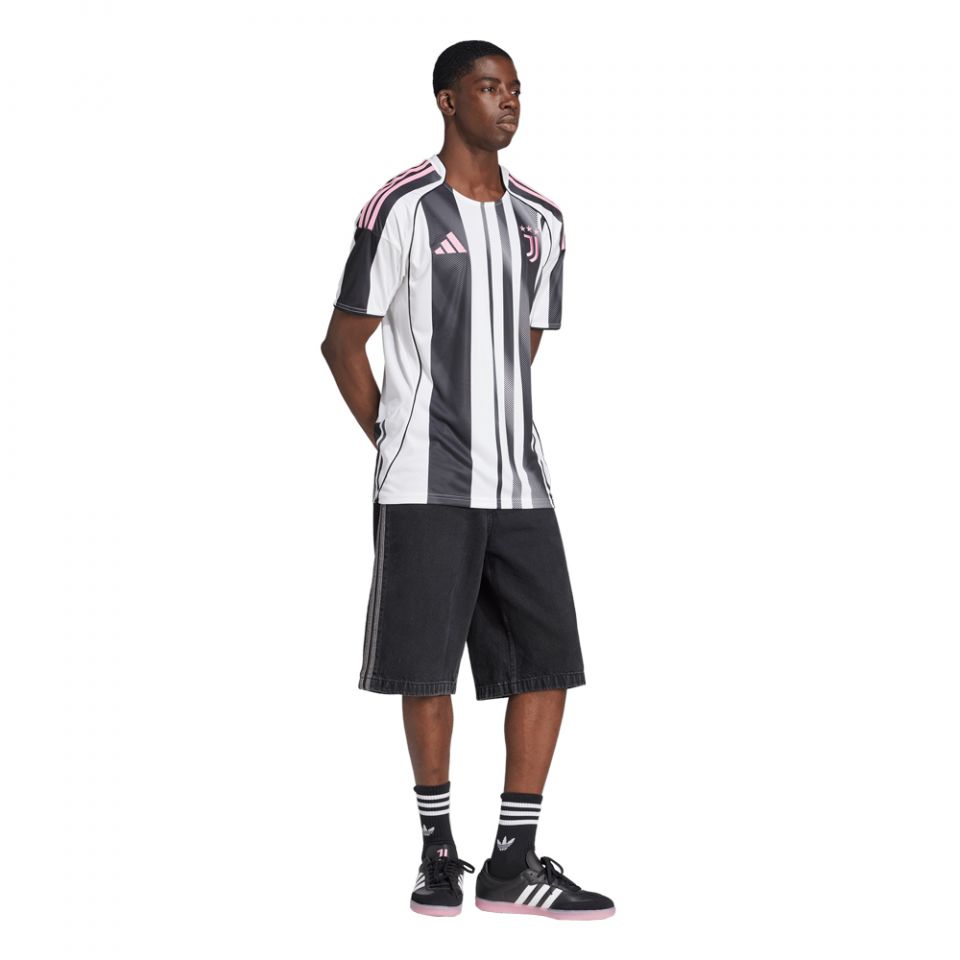 adidas Juventus 2025/26 Men's Home Jersey