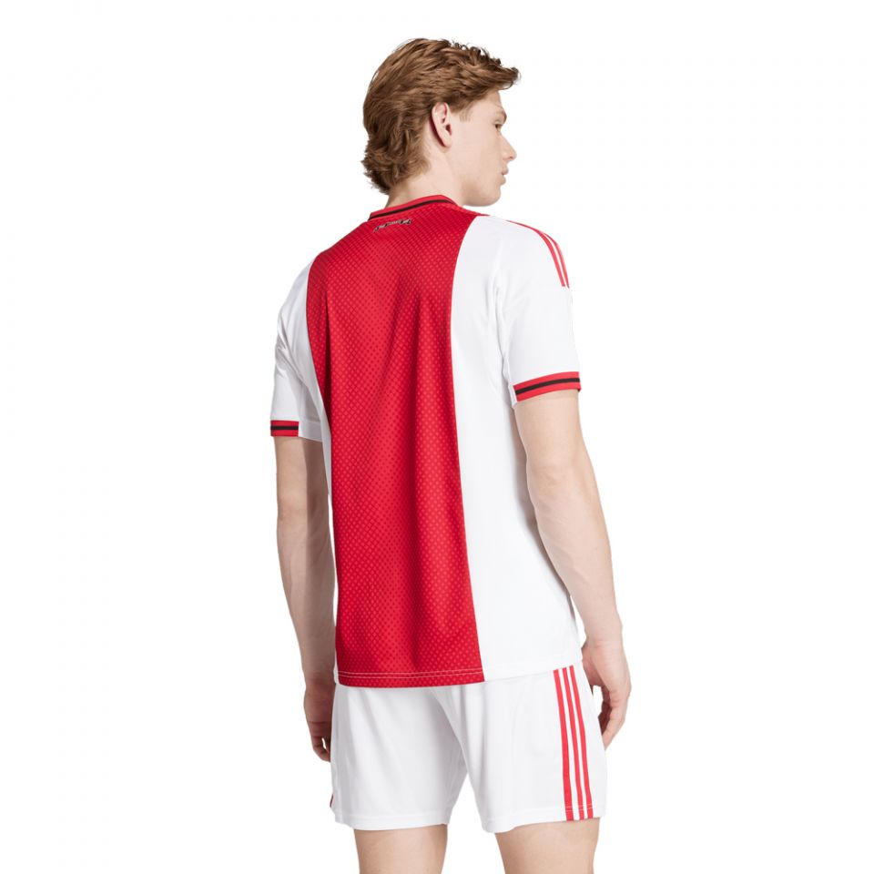 Ajax ユニフォーム 17番 6番 8番 21番 Ajax FC Jerseys - Official