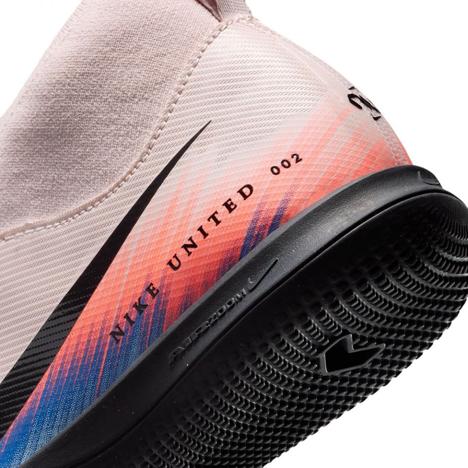 Nike Junior Zoom Superfly 10 Academy IC Soccer Shoes | Nike United