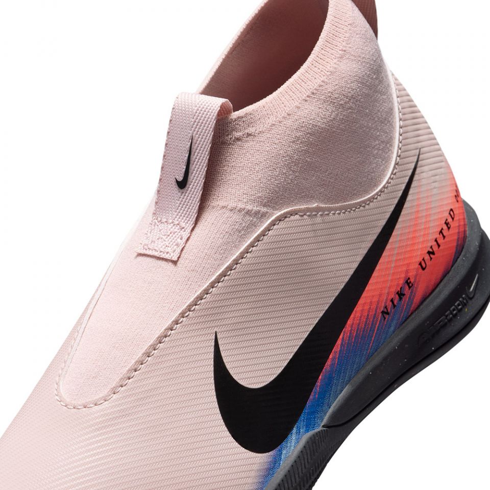 Nike Junior Zoom Superfly 10 Academy IC Soccer Shoes | Nike United