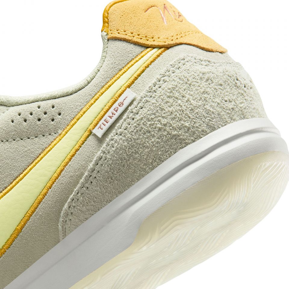 Nike Tiempo Streetgato IC LE Soccer Shoes display picture 1