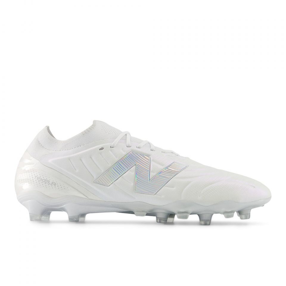 New Balance Tekela Elite Low V5 FG Soccer Cleats (2E-Wide