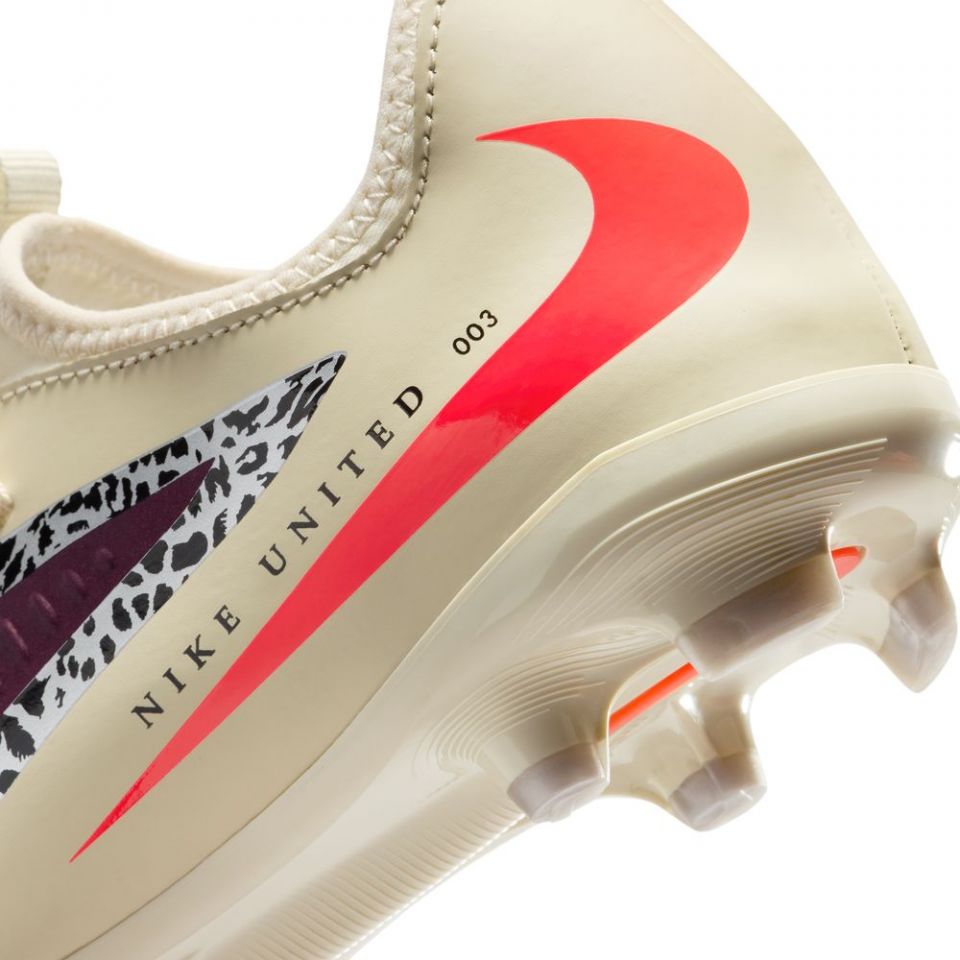 Nike United Jr. Phantom 6 Low Academy FG/MG Soccer Cleats | Nike