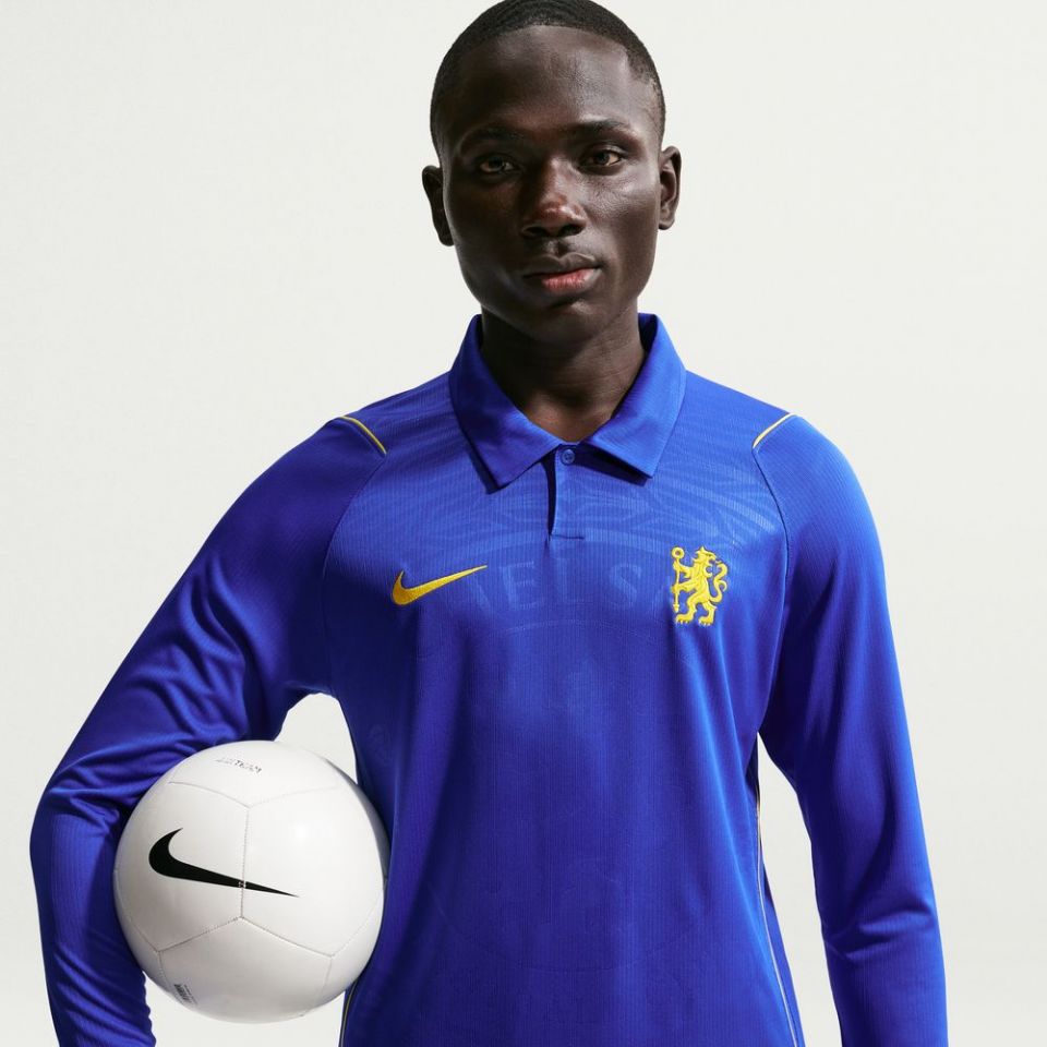 Nike Chelsea FC 2026/27 Men's Stadium Long-Sleeve Home Jersey